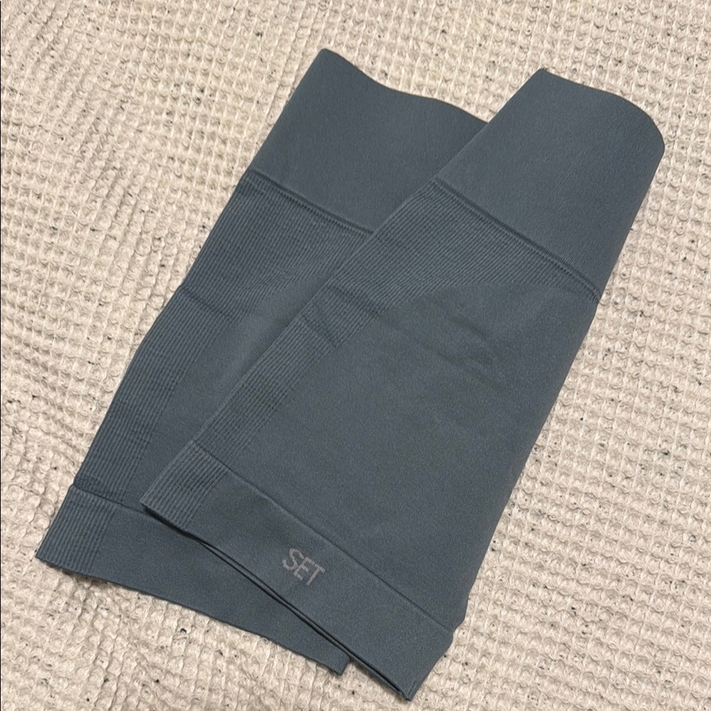 SET Active Sage / Grey Bike Shorts